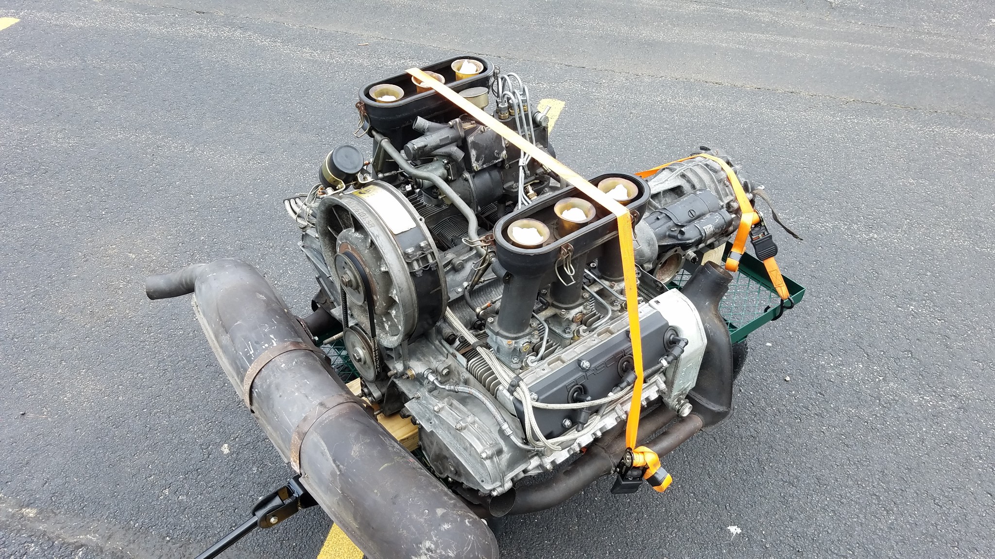 Porsche 911S 2.2L Engine and Transmission - Image 2