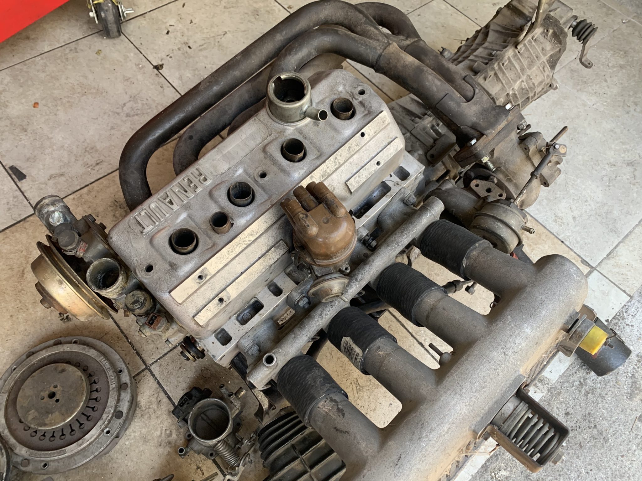 Renault R5 Turbo Engine and Transmission - Image 3