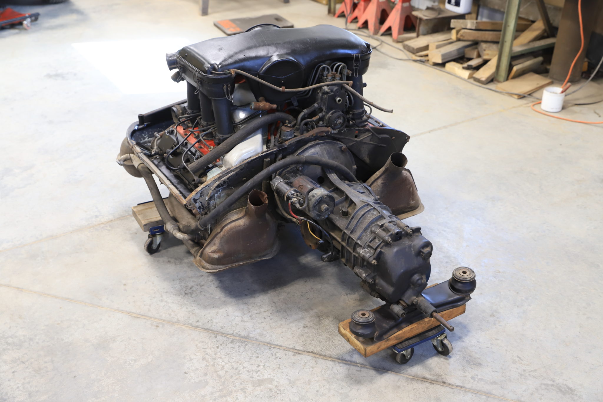 1971 Porsche 911S Engine and Transaxle - Image 2
