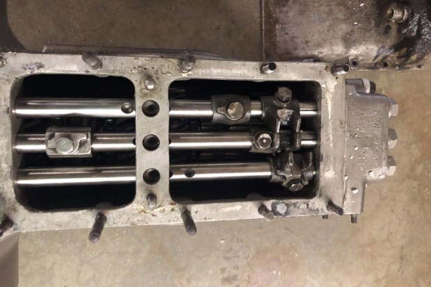 1950-1953 Ferrari 5-Speed Gearbox - Image 6