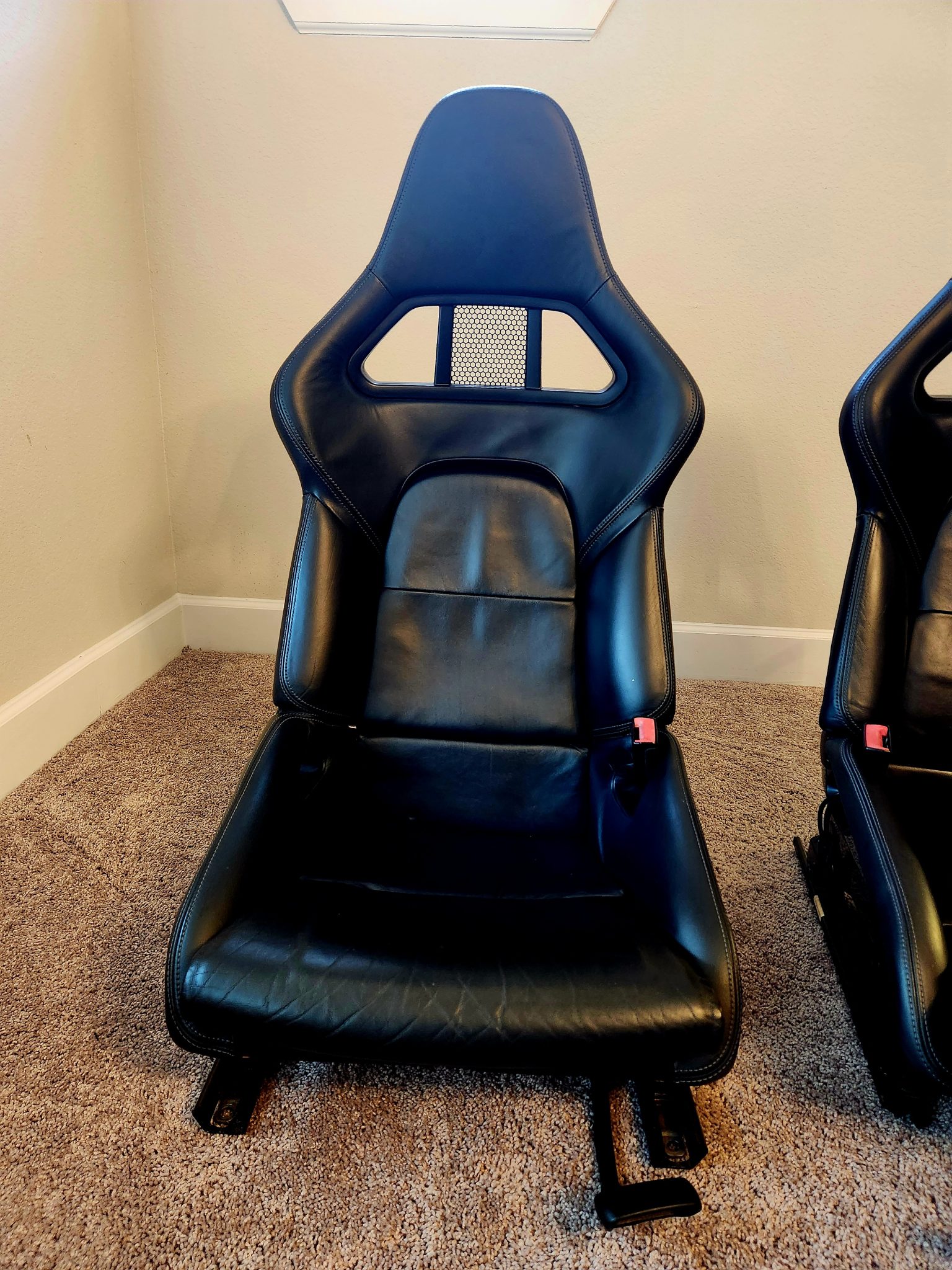 Porsche 997 Sport Bucket Seats - Image 4
