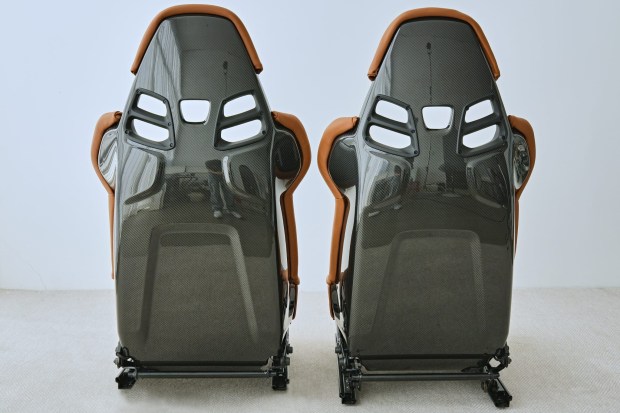 RoW Porsche 992 GT3 Bucket Seats - Image 5