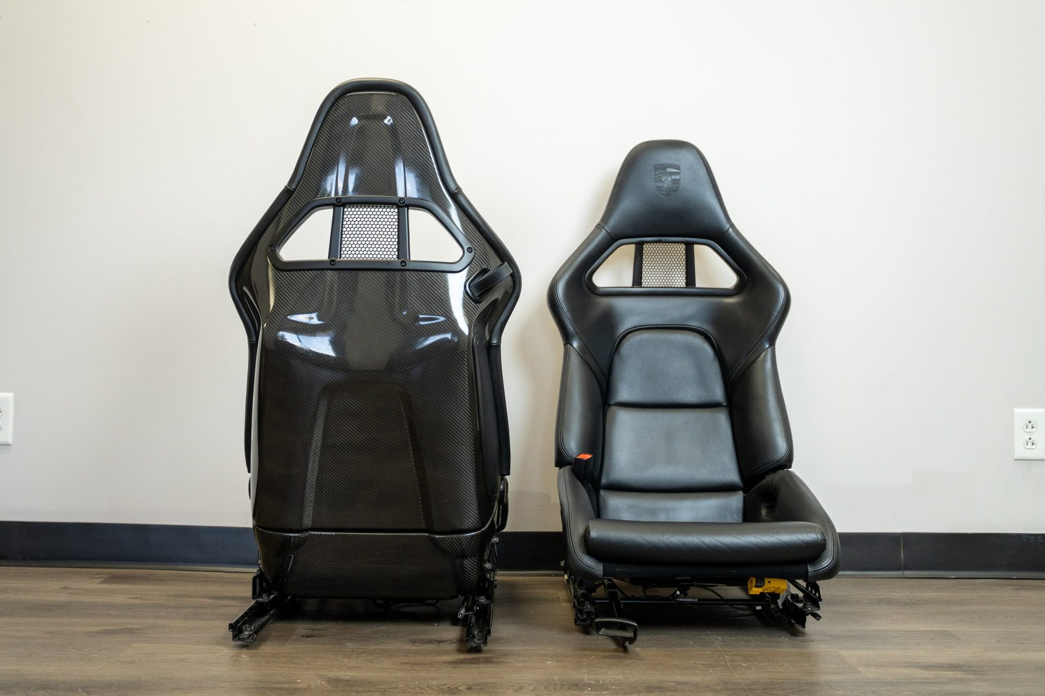 RoW Porsche 991 Sport Bucket Seats - Image 3