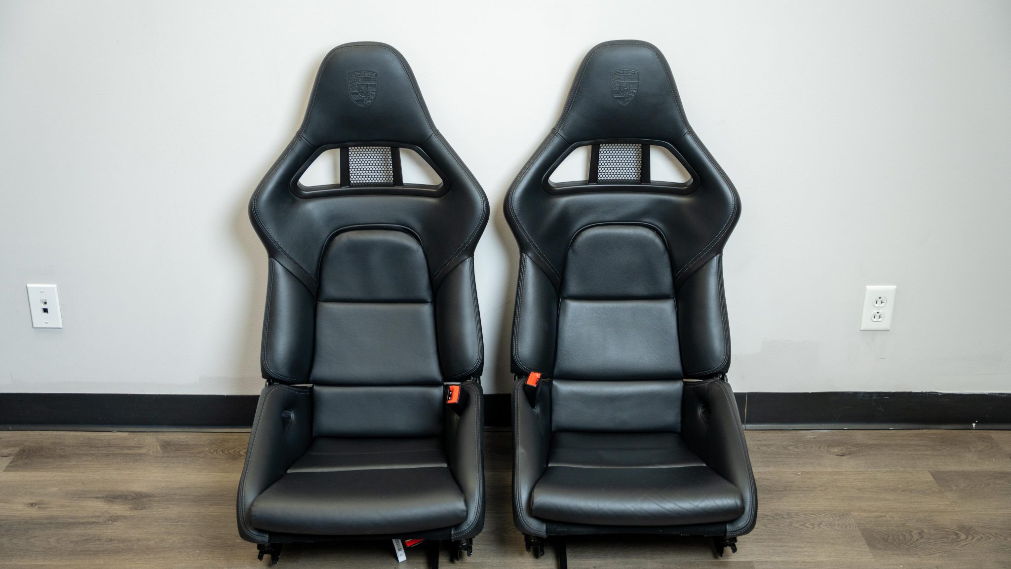 RoW Porsche 991 Sport Bucket Seats - Image 2