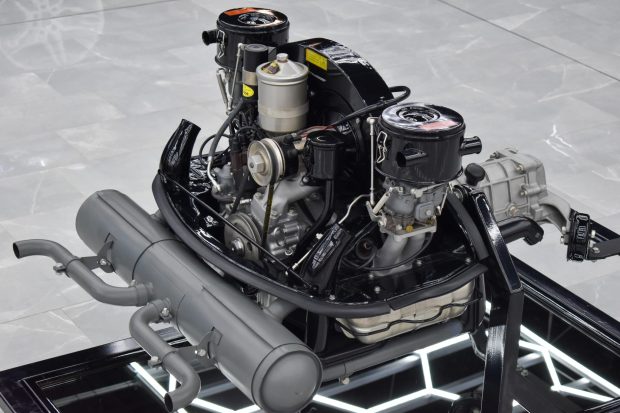 Porsche Type 616/1 Engine and 741 Transaxle Case - Image 6