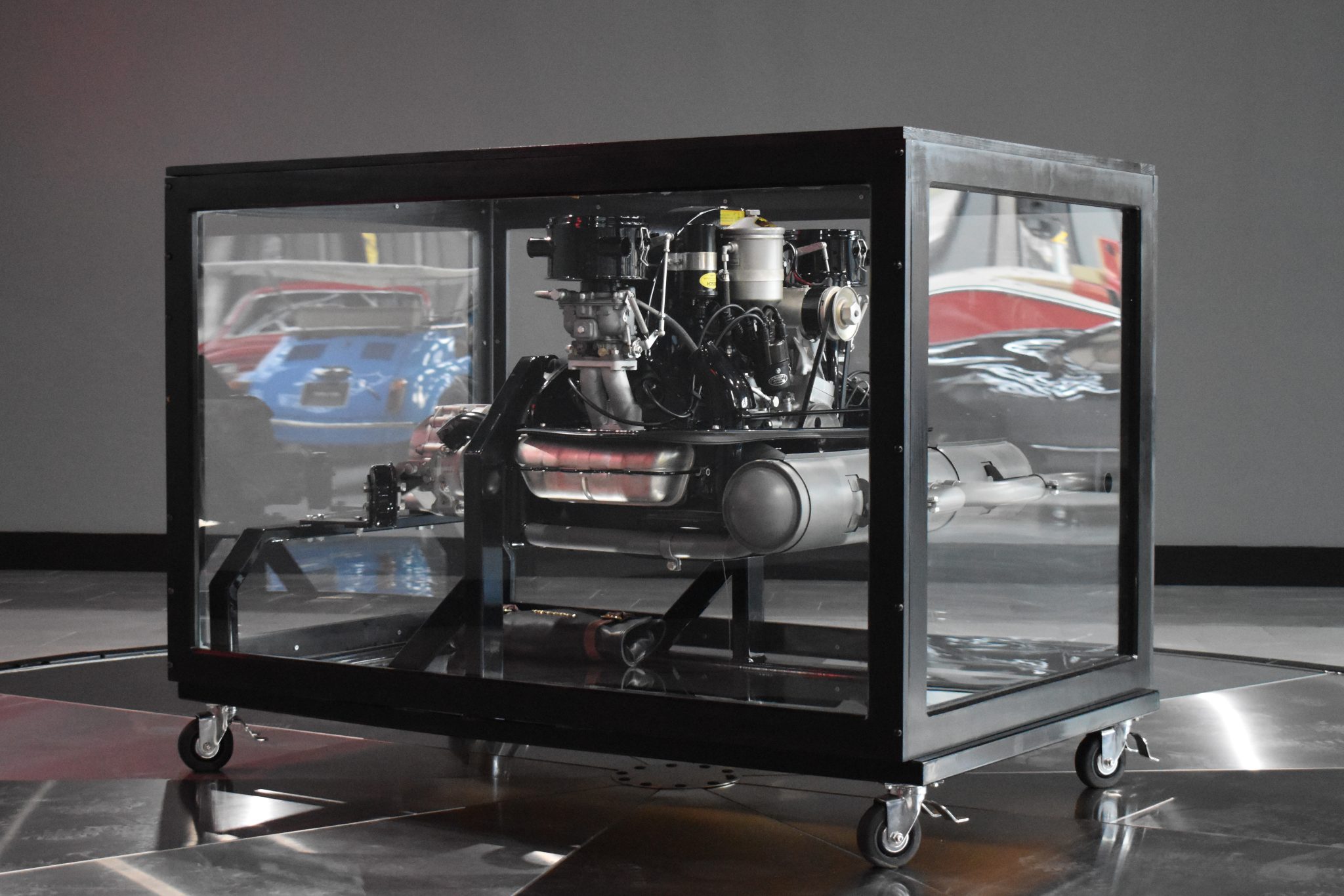 Porsche Type 616/1 Engine and 741 Transaxle Case - Image 2
