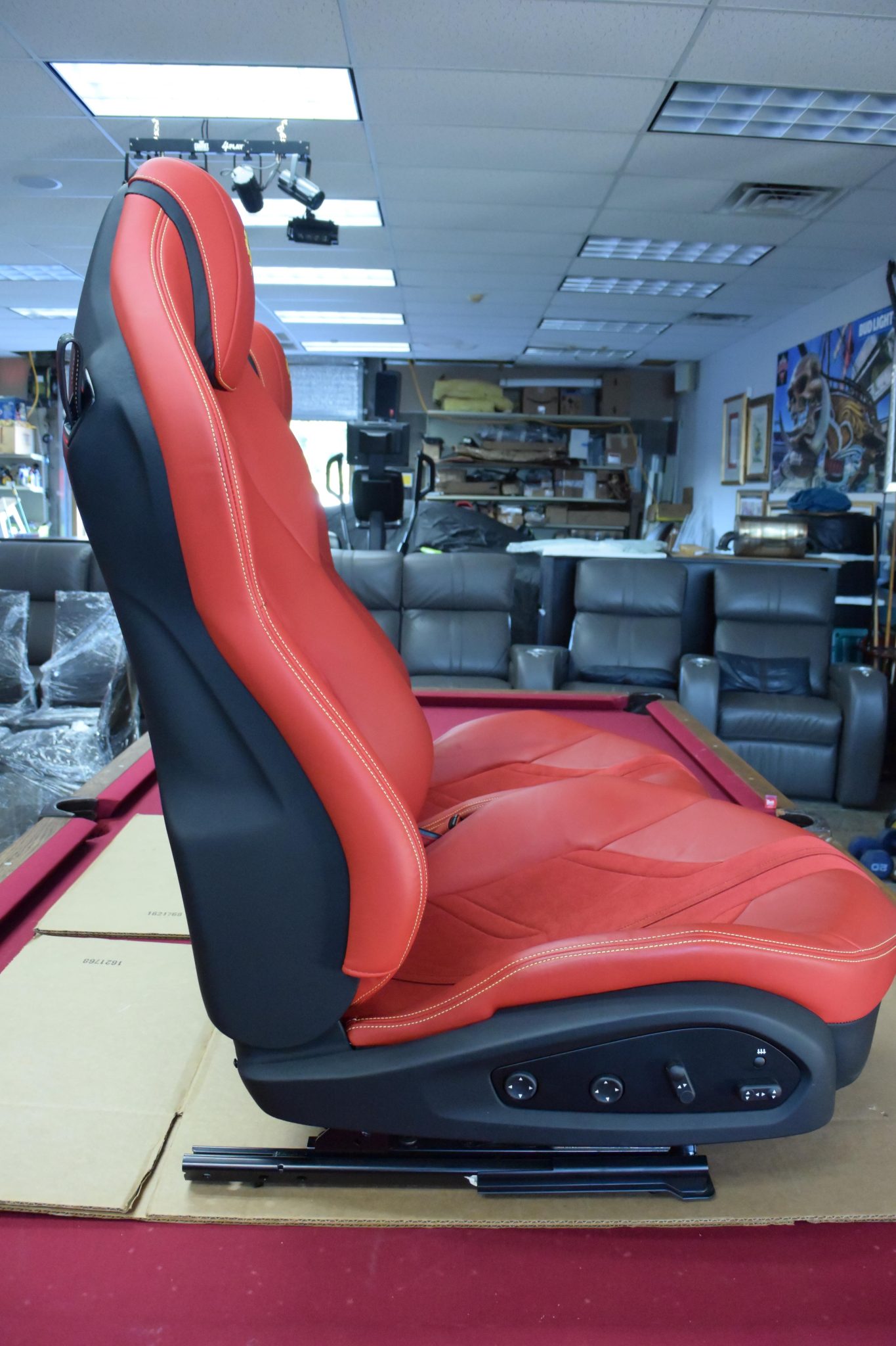 Ferrari 812 Seats - Image 2