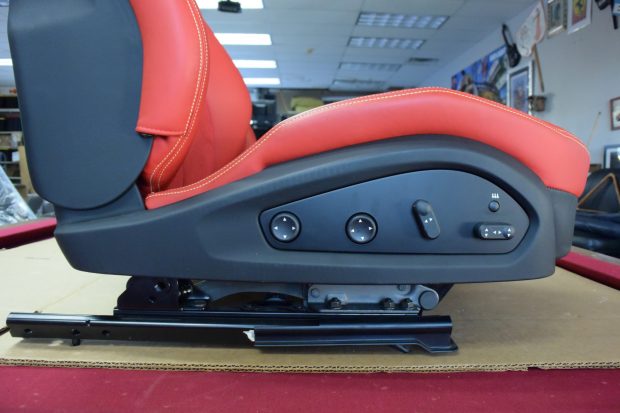 Ferrari 812 Seats - Image 3