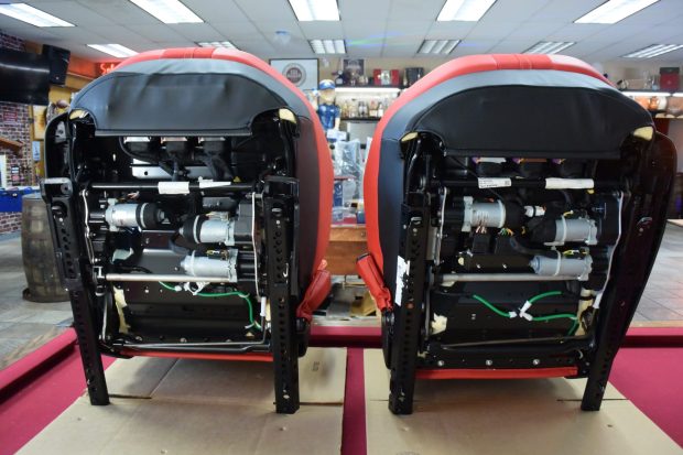 Ferrari 812 Seats - Image 4