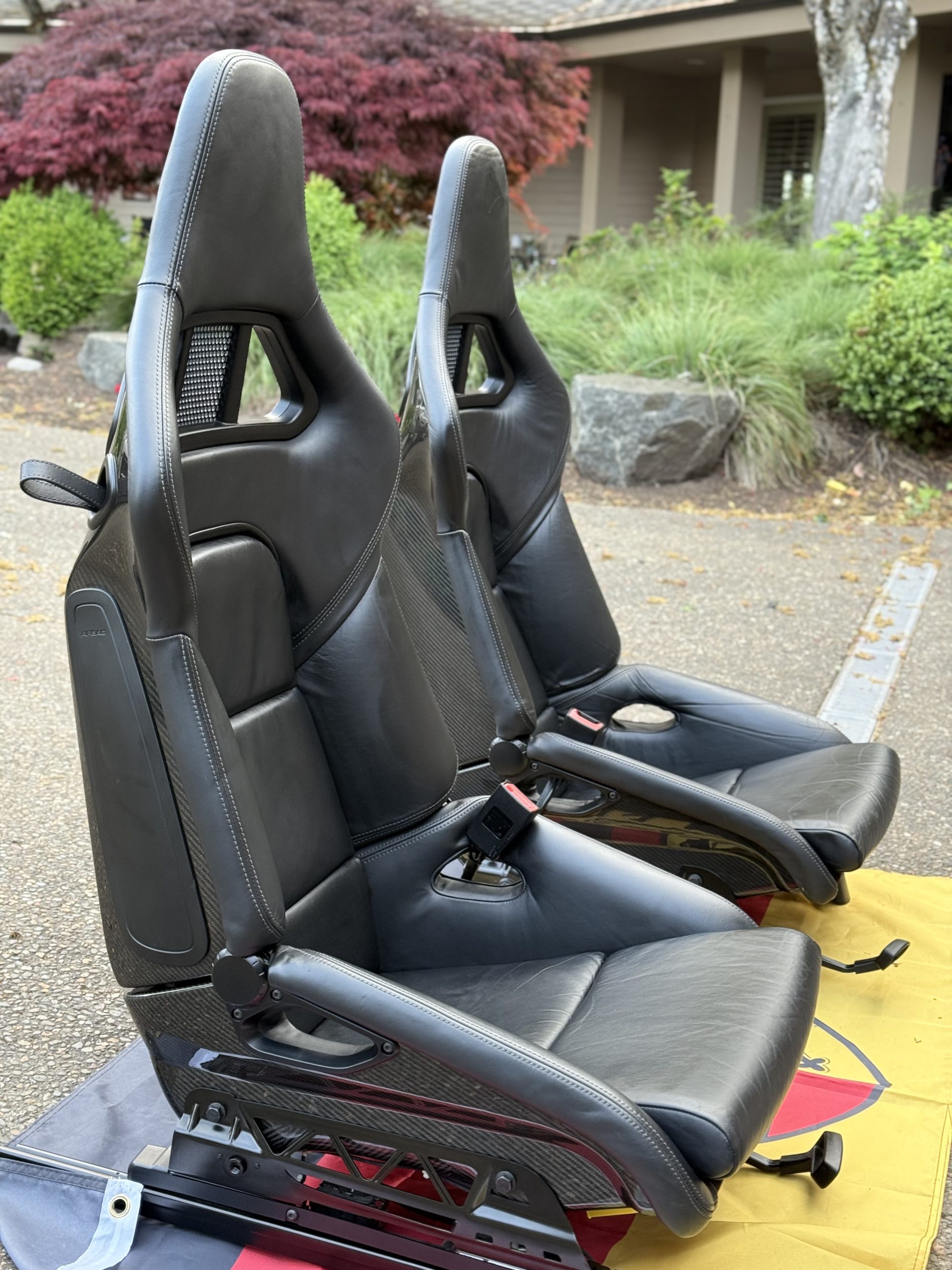 Porsche 997 Sport Bucket Seats - Image 3