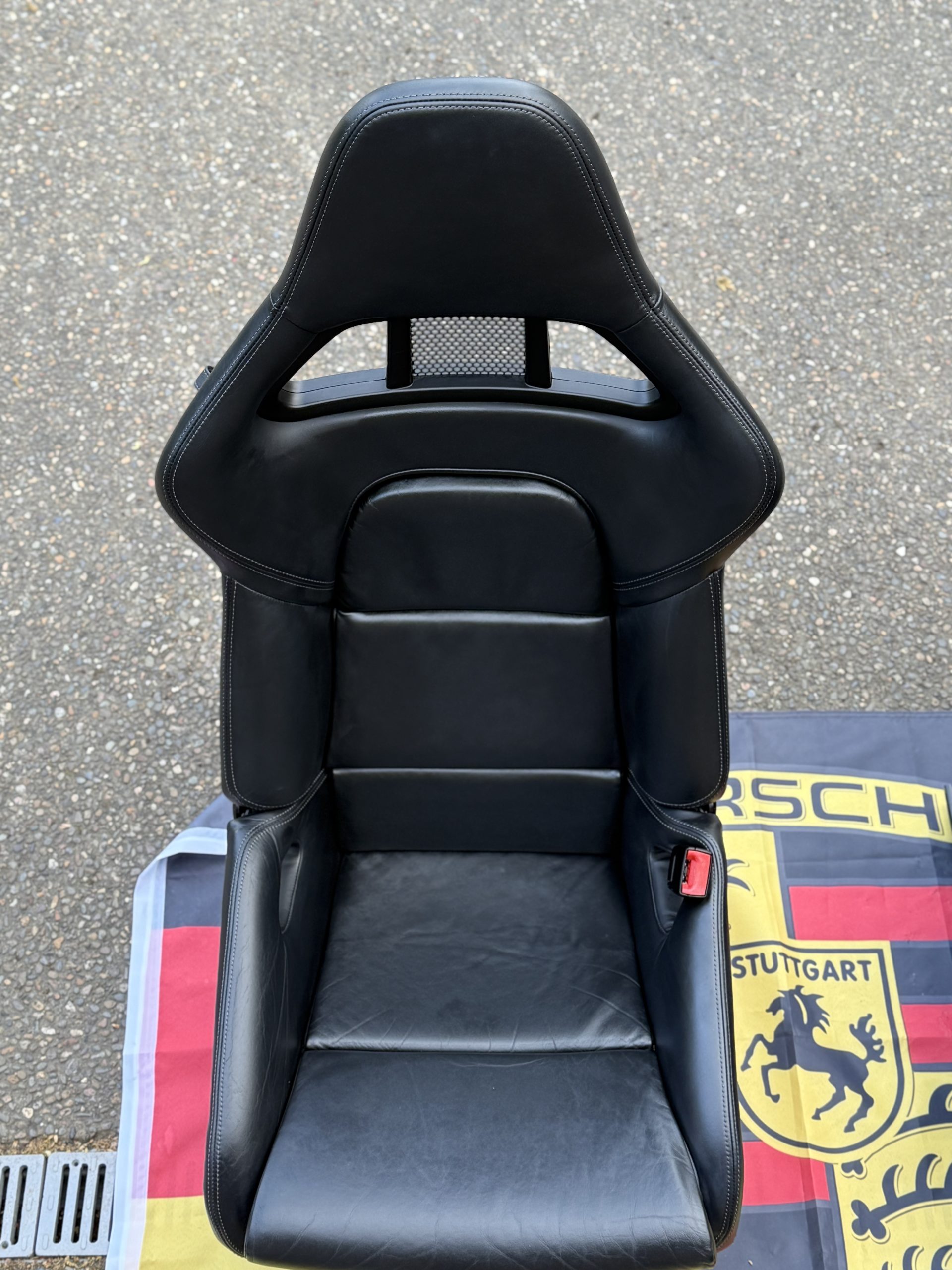 Porsche 997 Sport Bucket Seats - Image 2