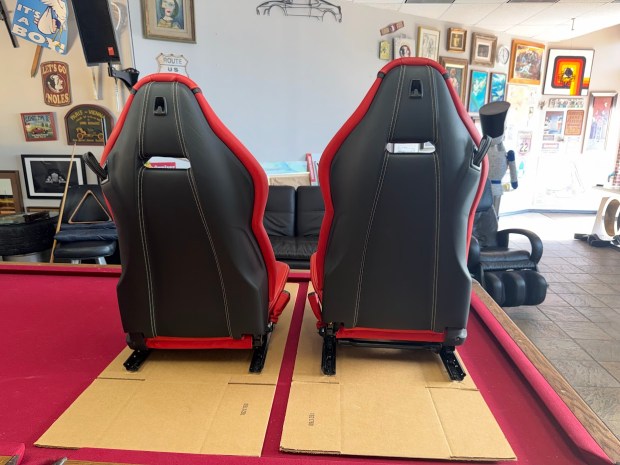Ferrari 812 Seats - Image 5