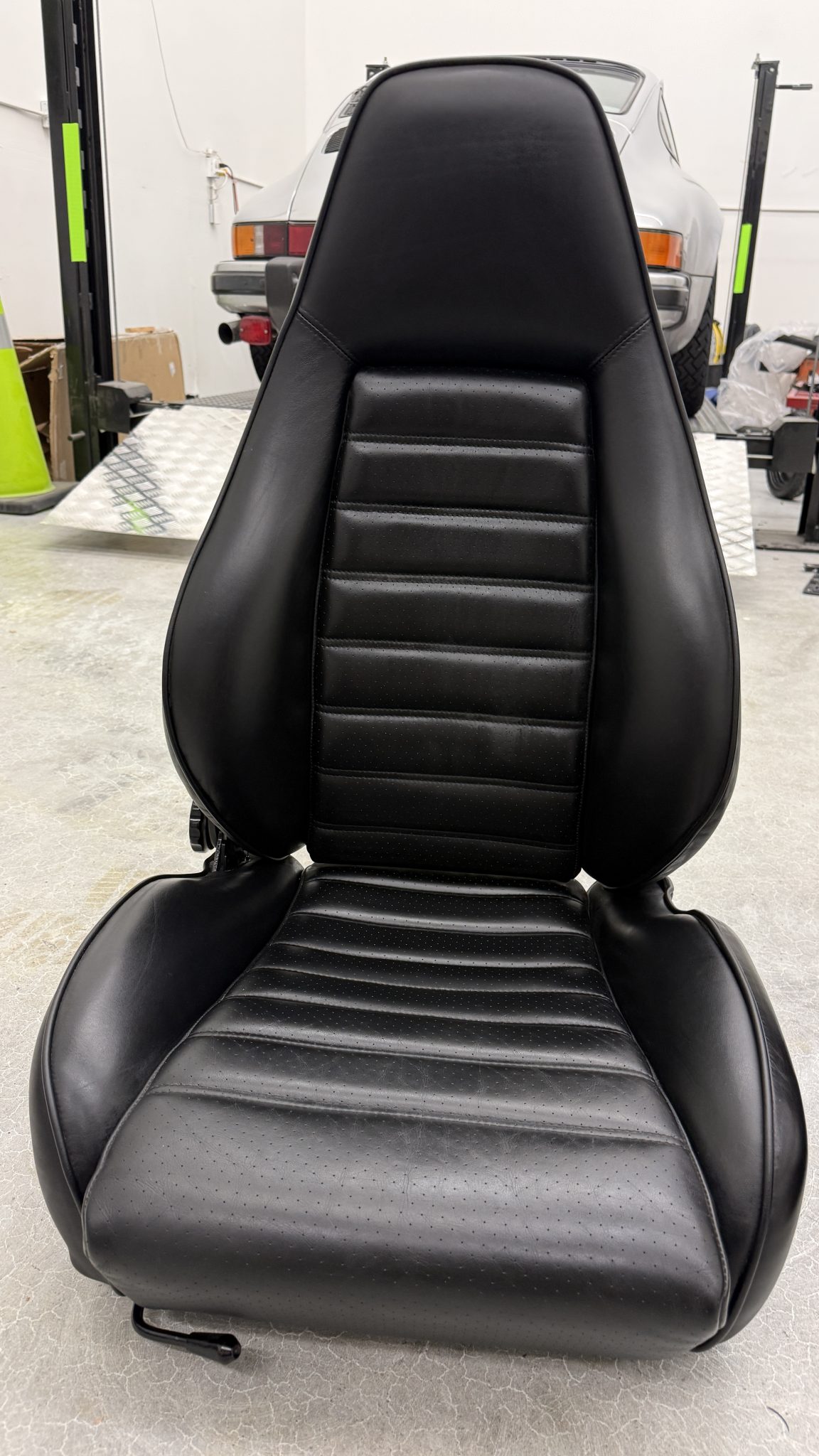 Recaro Sport Seats for Porsche 911 - Image 3