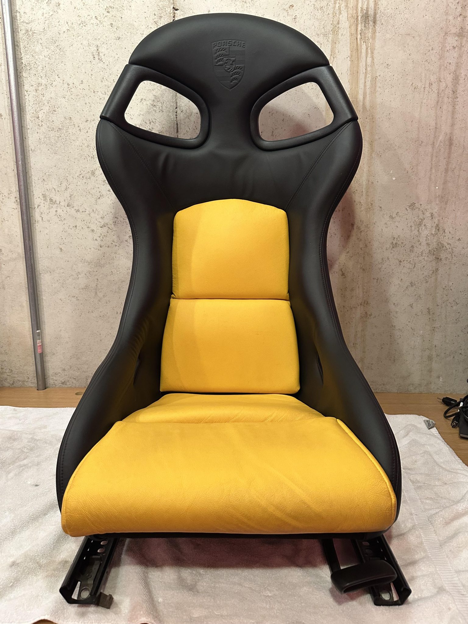 Euro Porsche 996 GT3 Recaro Seats - Image 3