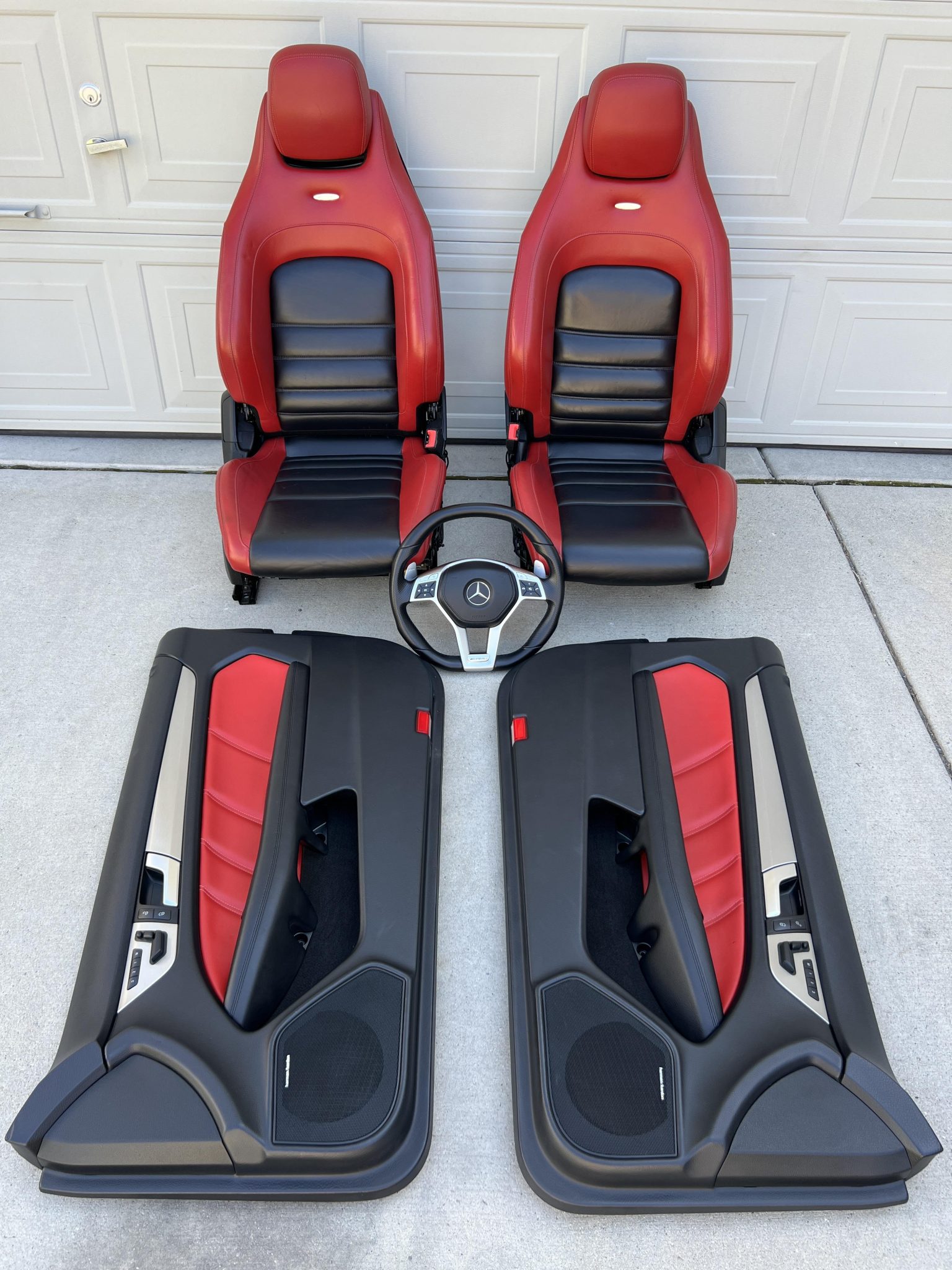 Mercedes-Benz C63 AMG Coupe Seats and Interior Trim - Image 2