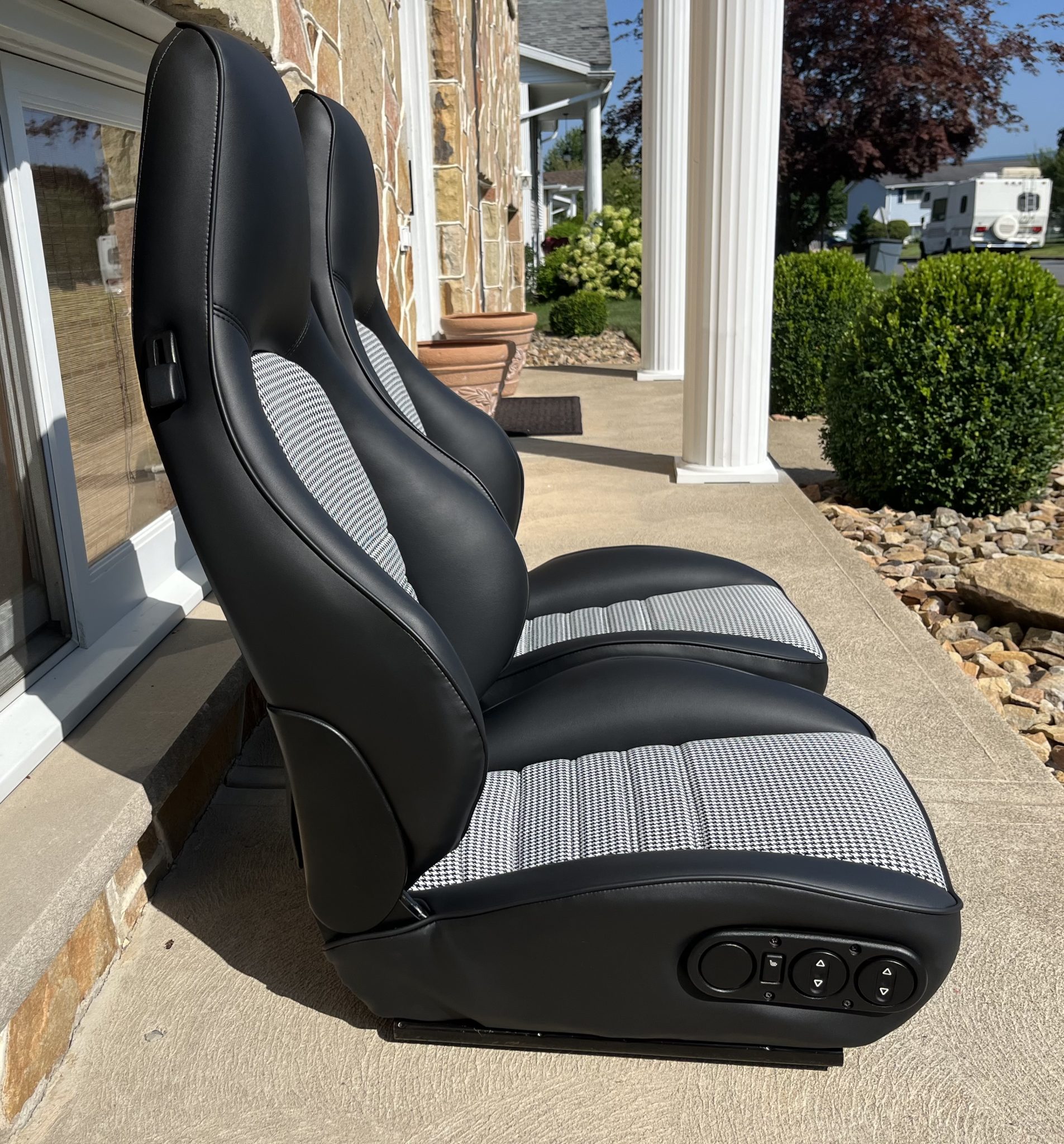 Recaro Sport Seats for Porsche - Image 4