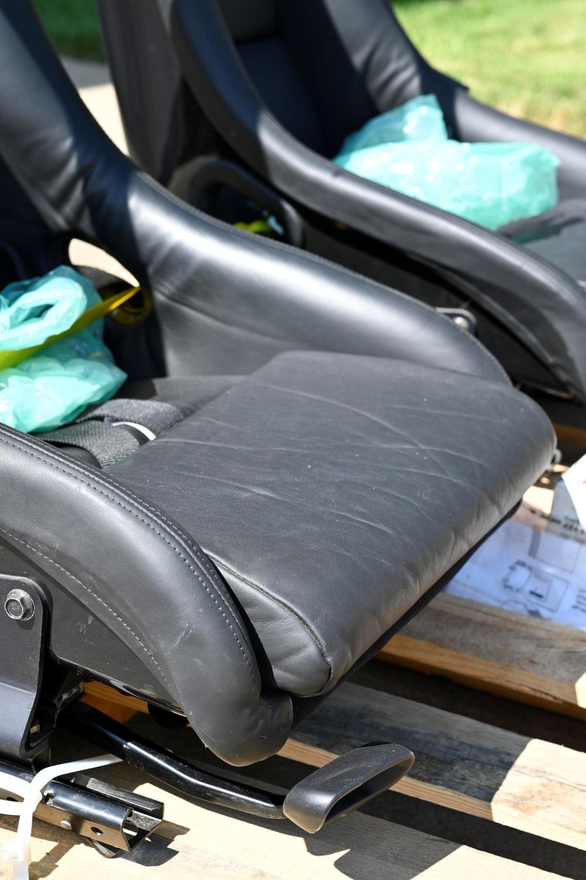 Euro Porsche 996 GT3 Recaro Seats - Image 4