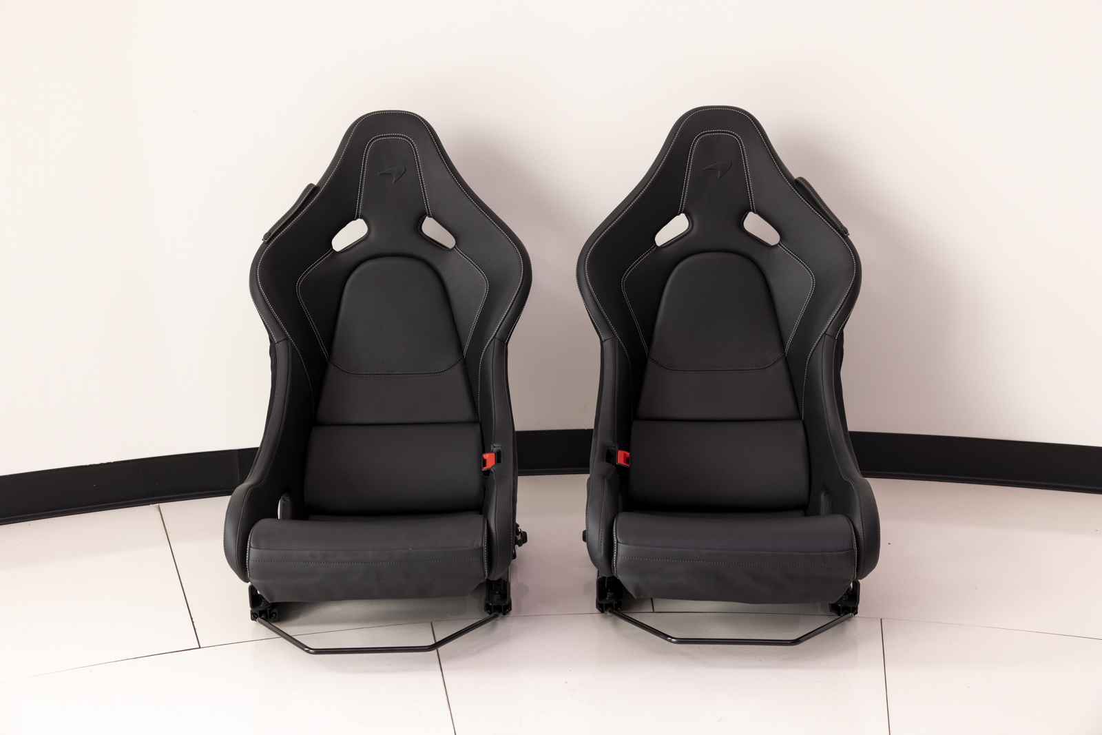 McLaren 675LT Carbon-Shelled Seats - Image 5