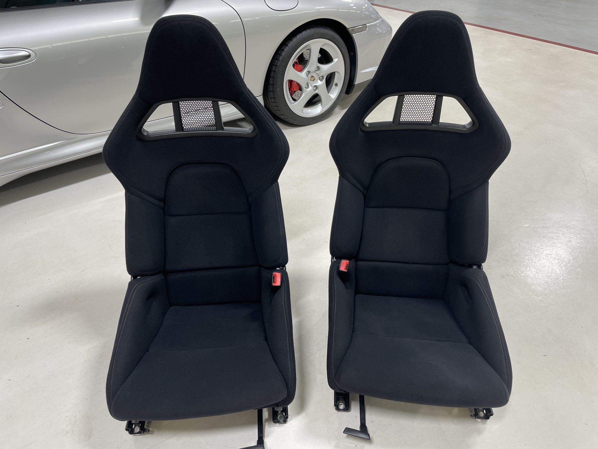 Porsche 997 Perlon Sport Bucket Seats - Image 4