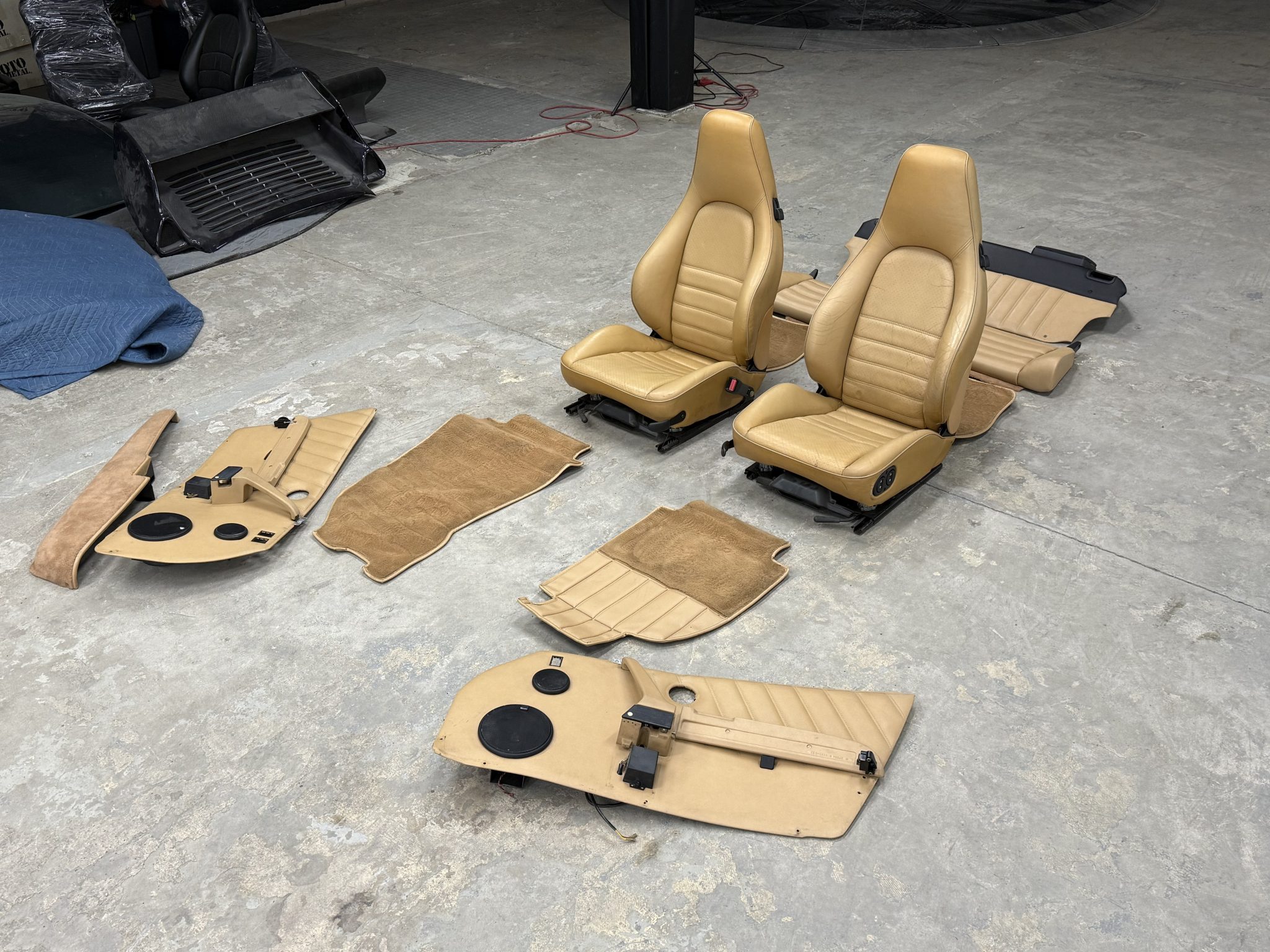 Recaro Porsche Sport Seats & 964 Interior Components - Image 2