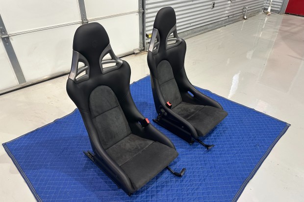 Euro Porsche 997 GT3 Lightweight Bucket Seats - Image 6