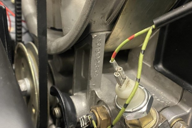 Porsche 911 2.2L Engine and Five-Speed Transaxle - Image 6