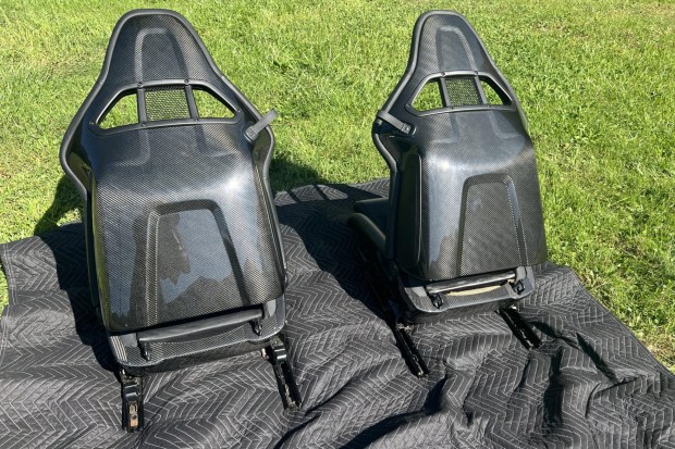 Porsche 997 Sport Bucket Seats - Image 4
