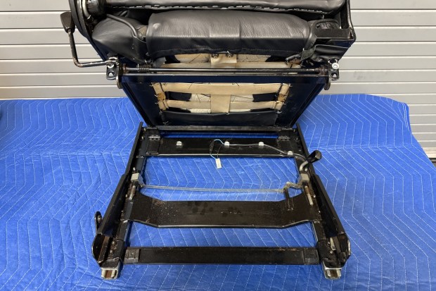 Recaro Sport Seats for Porsche 911 - Image 6