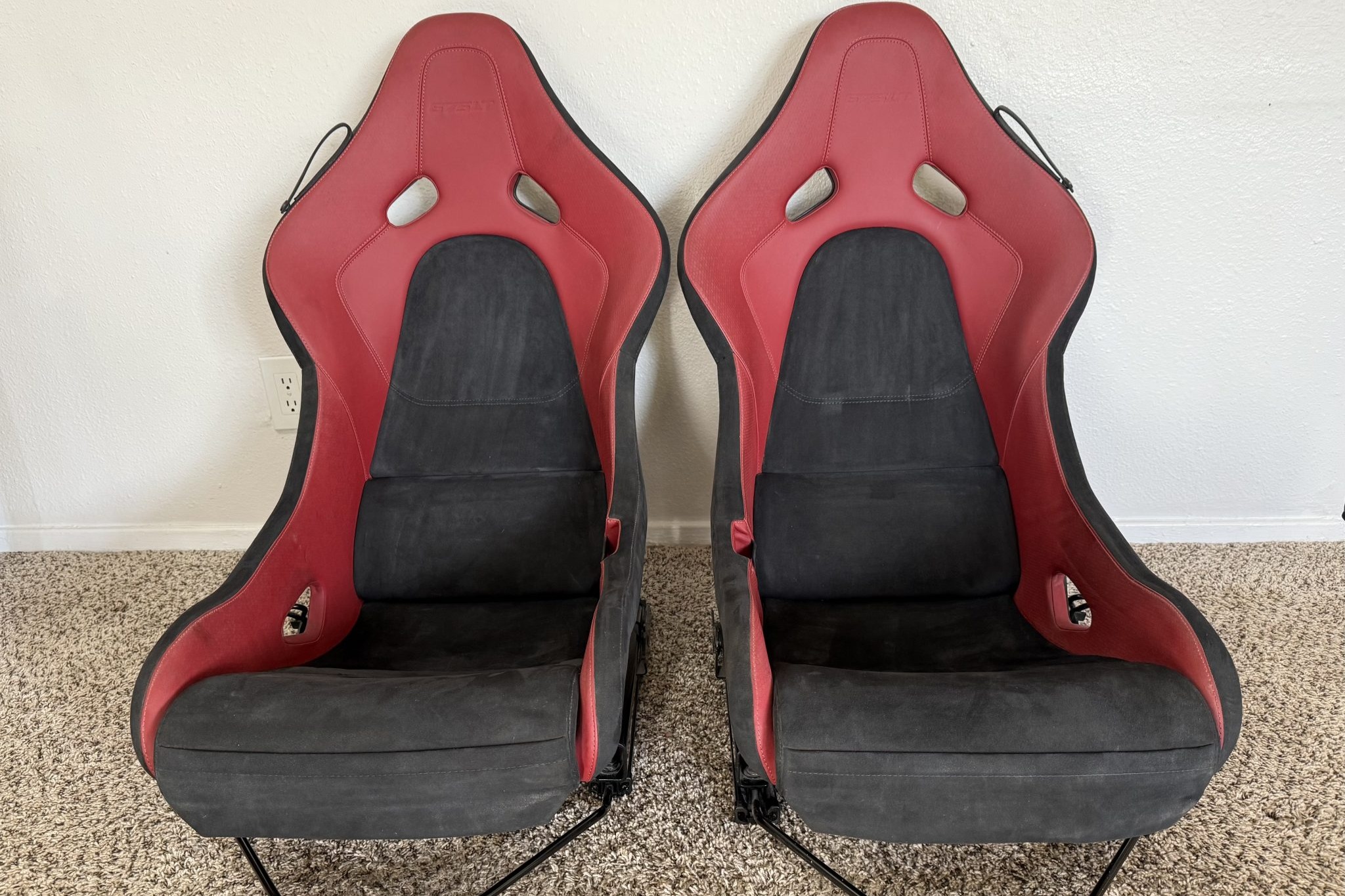 No Reserve: McLaren 675LT Carbon-Shelled Seats