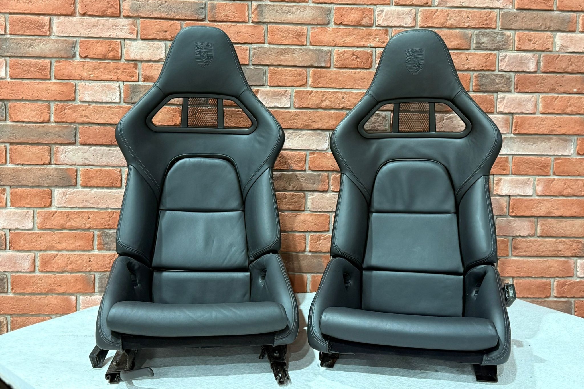 No Reserve: Porsche 997 Sport Bucket Seats