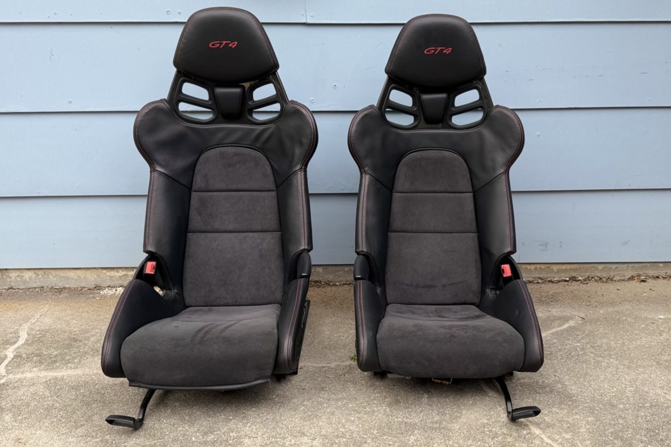 No Reserve: Porsche Cayman GT4 Lightweight Bucket Seats