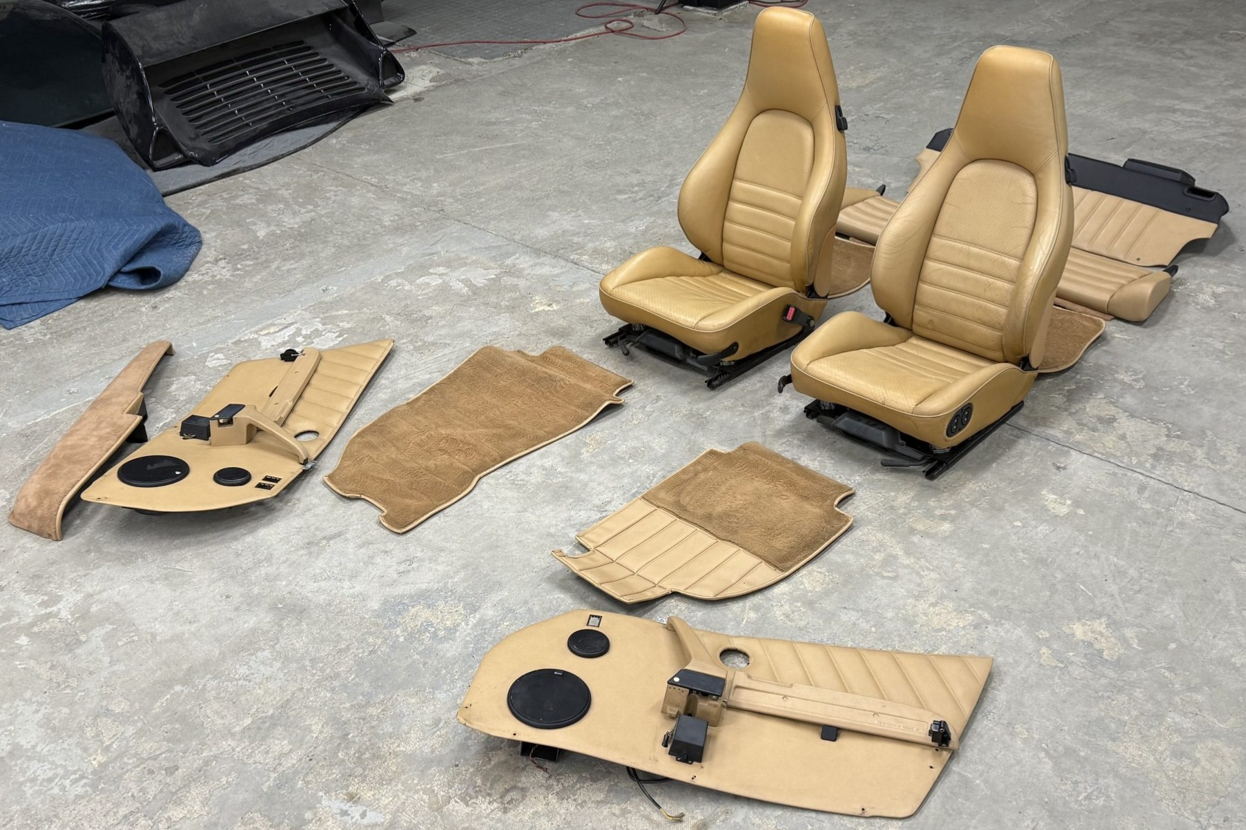 No Reserve: Recaro Porsche Sport Seats & 964 Interior Components