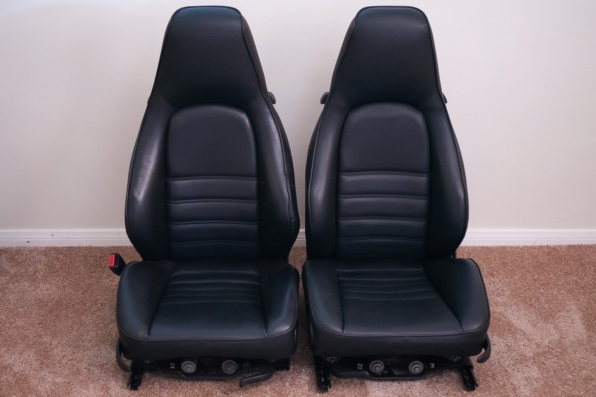 No Reserve: Recaro Sport Seats for Porsche 911