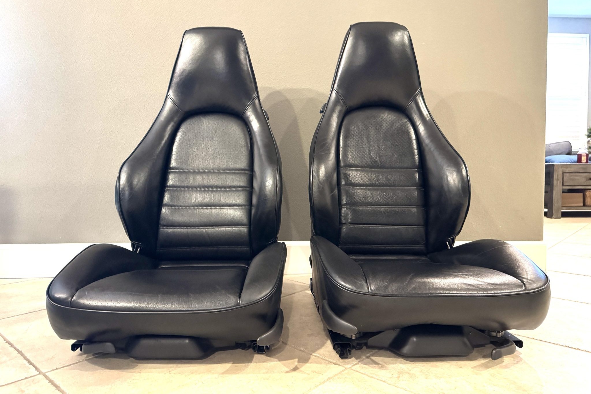 No Reserve: Sport Seats for Porsche 911