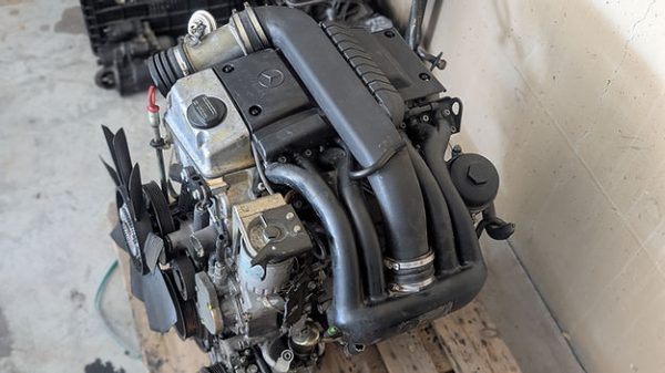 Used Mercedes-Benz OM604 Diesel Engine - Genuine Mercedes-Benz Parts