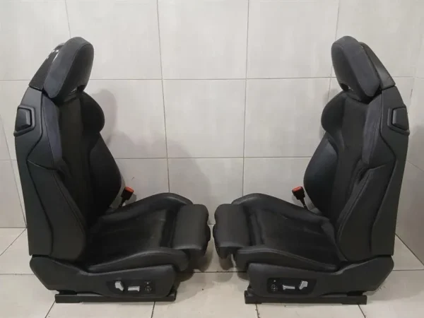 BMW G82 M4 / G22 4 Series Front Sport Seats – Black Leather Interior - Carbon Bucket Seats